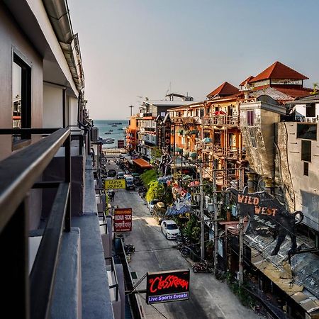 The Classroom Hotel Патая Екстериор снимка